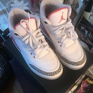 Jordan 3s